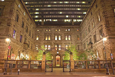 NY Palace Hotel Hosts Travel Therapy Book Party